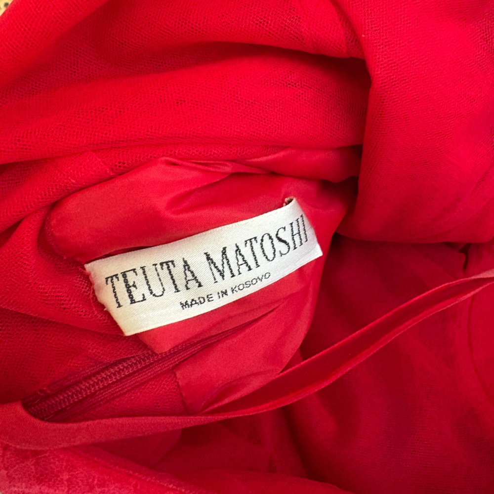 Teuta Matoshi Red Gown ❤️ - Picture 14 of 15